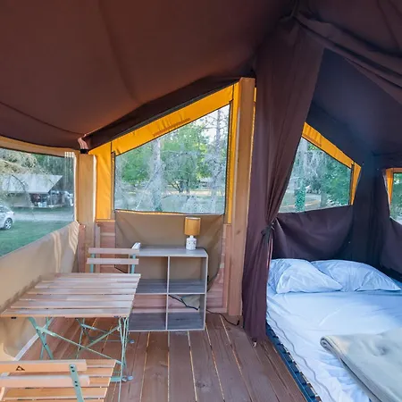 Onlycamp L'oree Des Vosges Le Val-dʼAjol